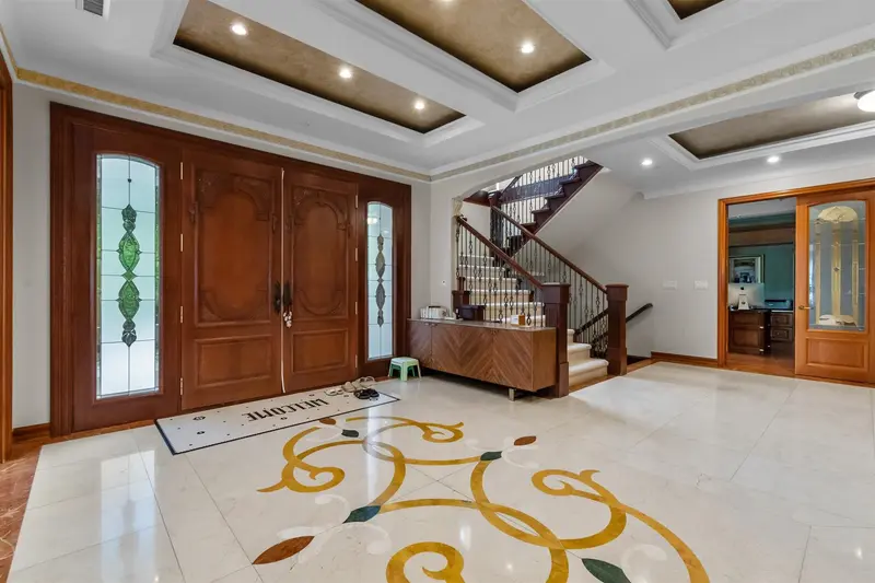 1155 W 54TH AVENUE - photo 2 of 23