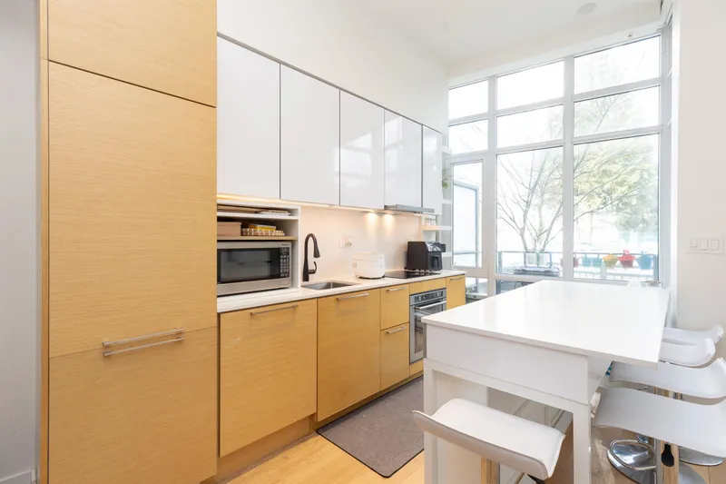 108 13438 CENTRAL AVENUE - photo 4 of 25