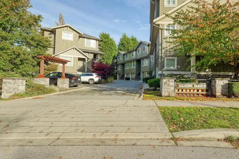 3 3266 147 STREET - photo 1 of 18