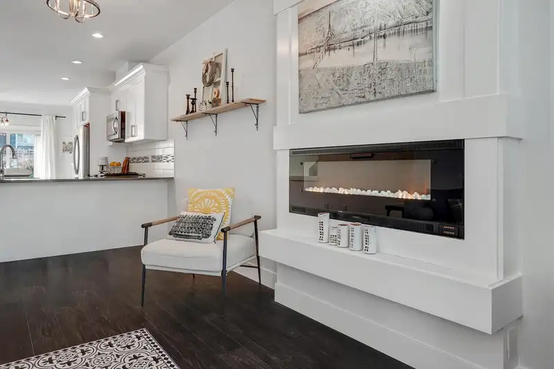 3 3266 147 STREET - photo 3 of 18