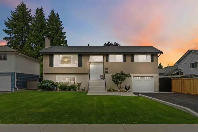 1217 FRASER AVENUE - photo 1 of 40