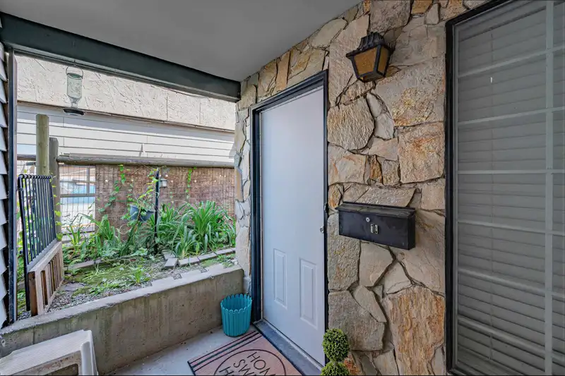 7580 WELTON STREET - photo 4 of 31