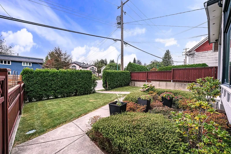 1370 ROSS ROAD - photo 3 of 25