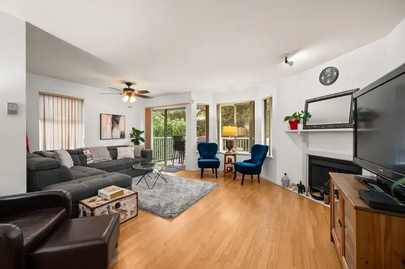 41 8280 121A STREET - photo 2 of 32