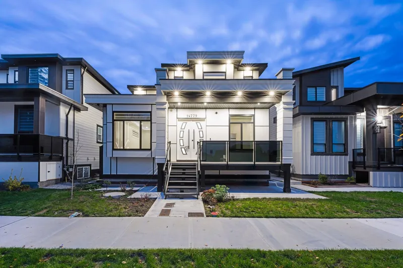 14779 68A AVENUE - photo 2 of 25