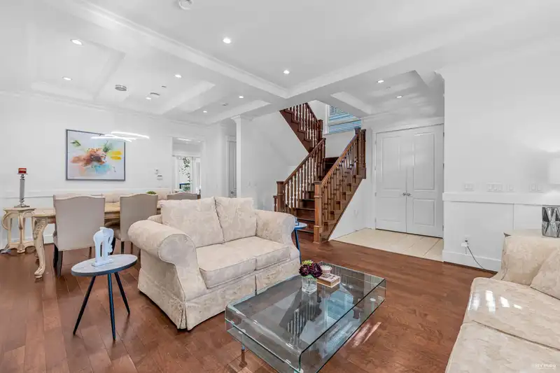 3477 W 20TH AVENUE - photo 4 of 36