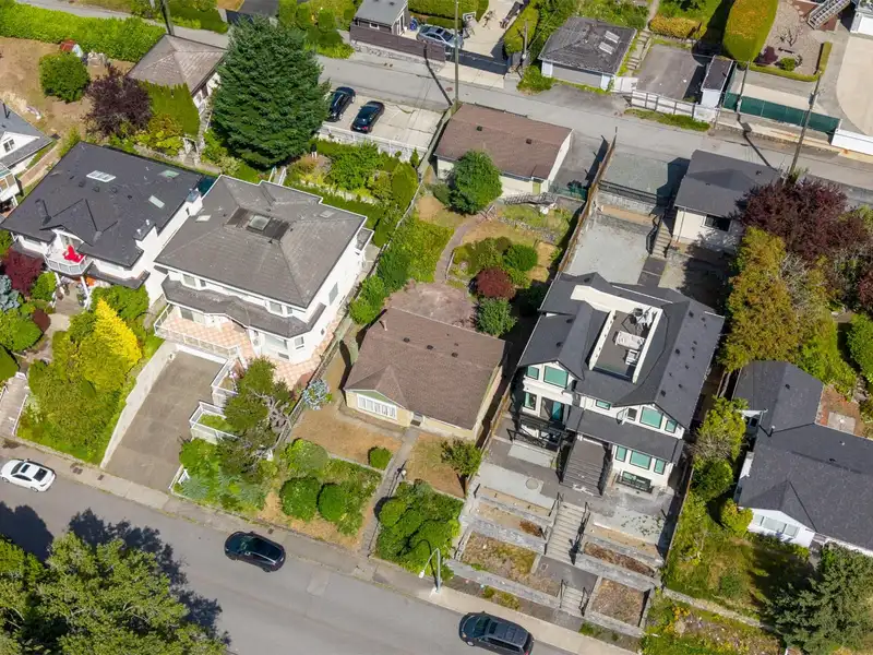 7280 BARNET ROAD - photo 4 of 19