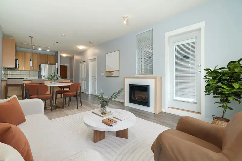 130 15988 26 AVENUE - photo 2 of 29