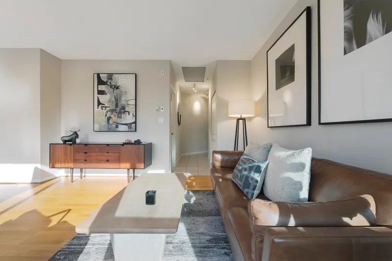 907 1177 HORNBY STREET - photo 3 of 25