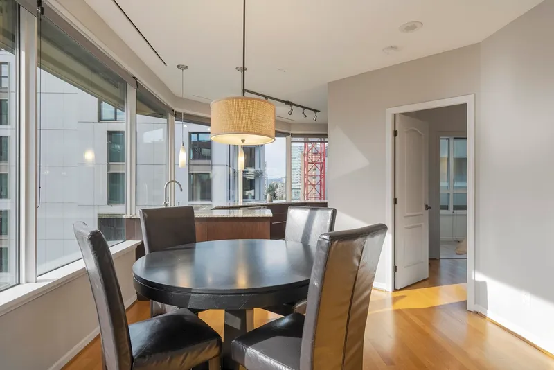 907 1177 HORNBY STREET - photo 4 of 25