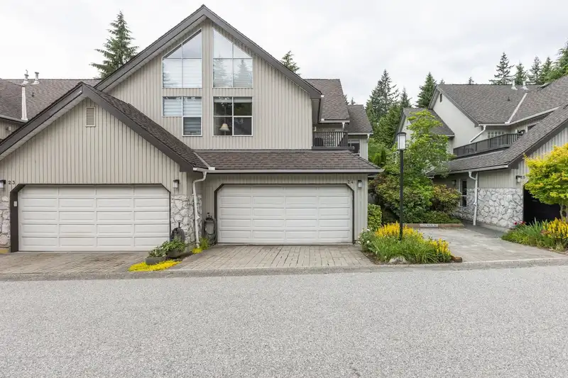 24 1001 NORTHLANDS DRIVE - photo 1 of 30