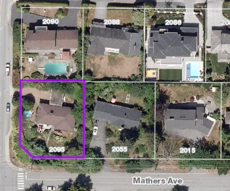 2095 MATHERS AVENUE - photo 2 of 6