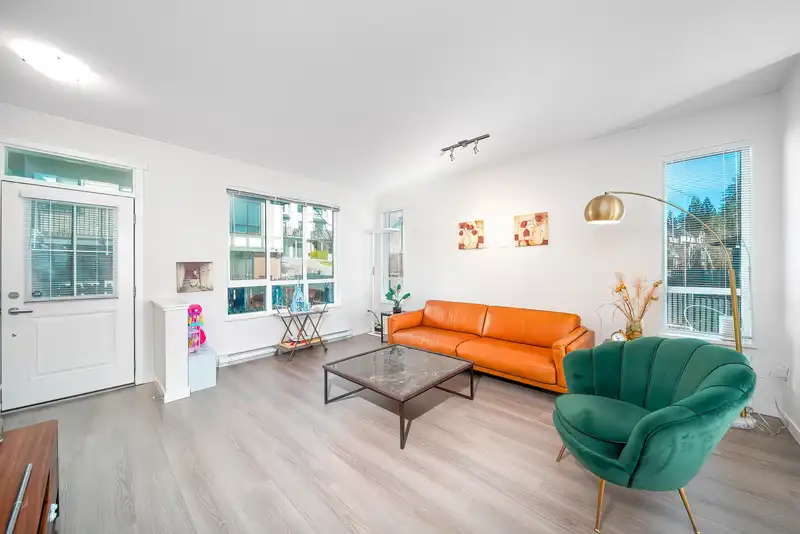 119 3500 BURKE VILLAGE PROMENADE - photo 4 of 25