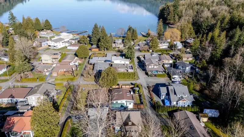 1809 CAROL ROAD - photo 1 of 25