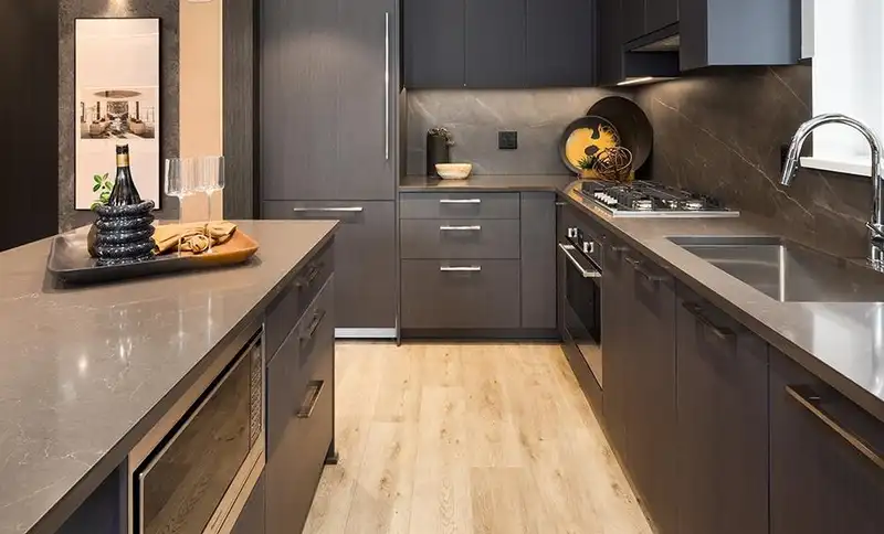 1007 5860 OLIVE AVENUE - photo 1 of 14