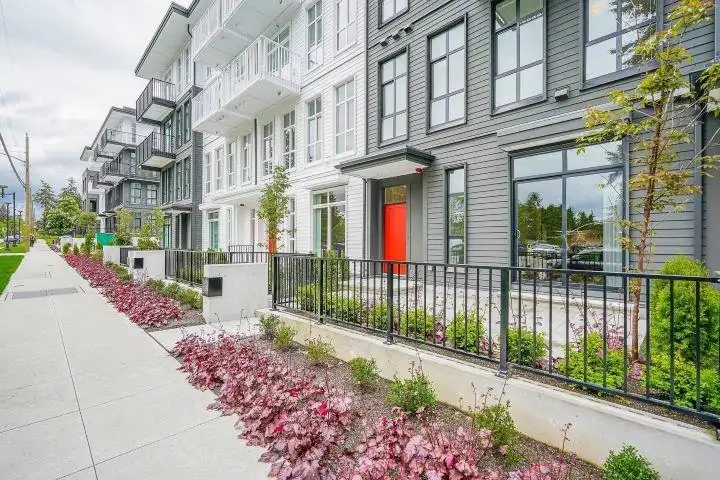 108 13929 105 BOULEVARD - photo 1 of 10