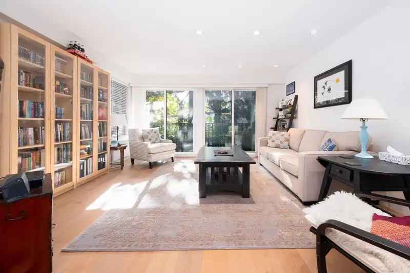 311 1274 BARCLAY STREET - photo 1 of 26