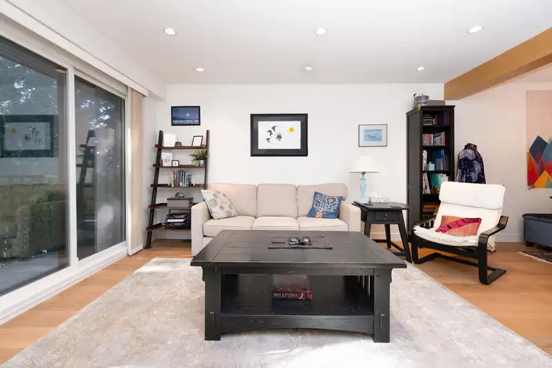 311 1274 BARCLAY STREET - photo 2 of 26