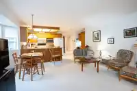 1570 ENDERBY AVENUE - thumbnail 9