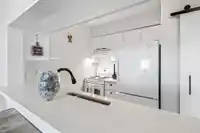 806 3455 ASCOT PLACE - thumbnail 14