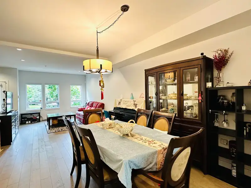 306 1768 55A STREET - photo 3 of 23