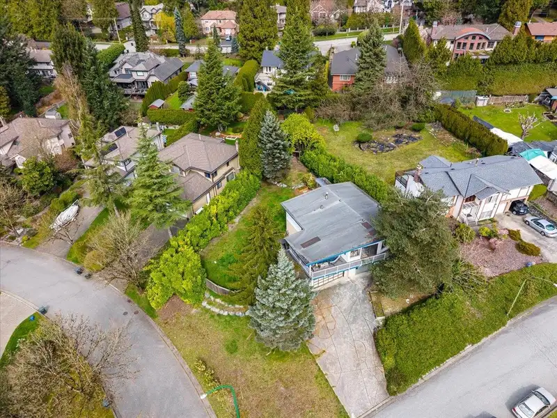 8071 GREENLAKE PLACE - photo 4 of 24