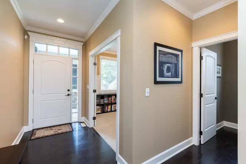 4 3800 GOLF COURSE DRIVE - photo 3 of 39