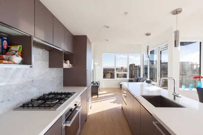 1901 8833 HAZELBRIDGE WAY - photo 3 of 25