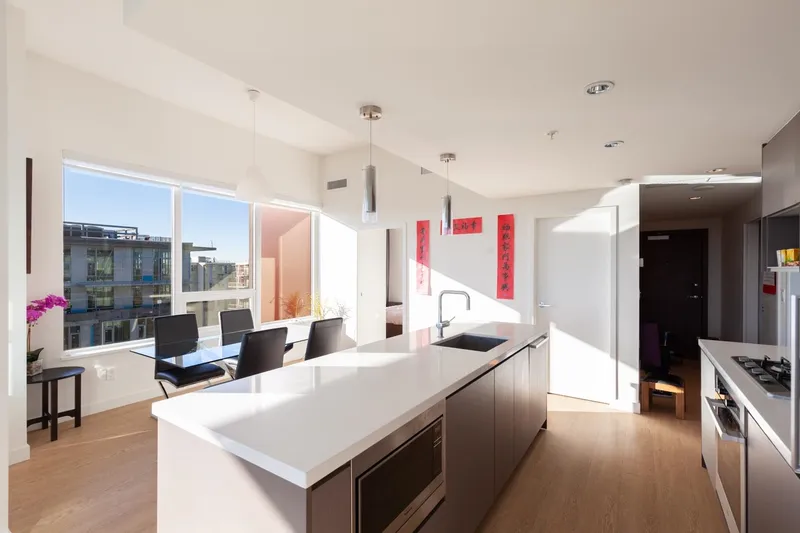 1901 8833 HAZELBRIDGE WAY - photo 4 of 25