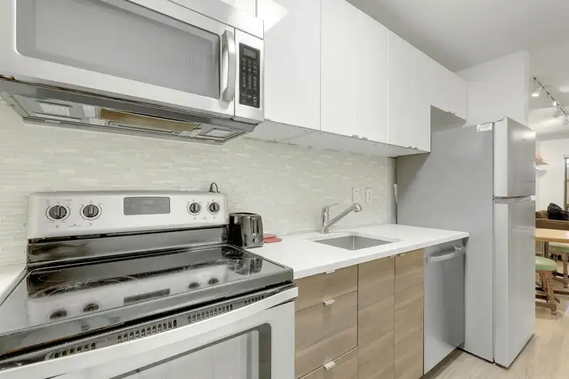 208 1106 PACIFIC STREET - photo 1 of 29