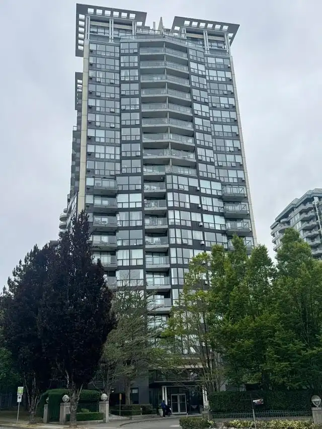 404 10899 UNIVERSITY DRIVE - photo 1 of 24