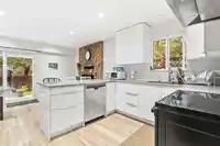 11286 KINGCOME AVENUE - thumbnail 7