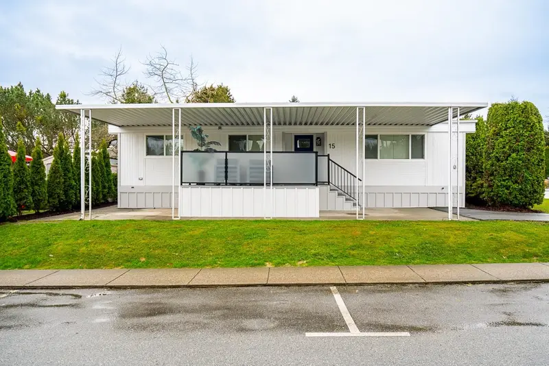 15 1840 160 STREET - photo 4 of 25