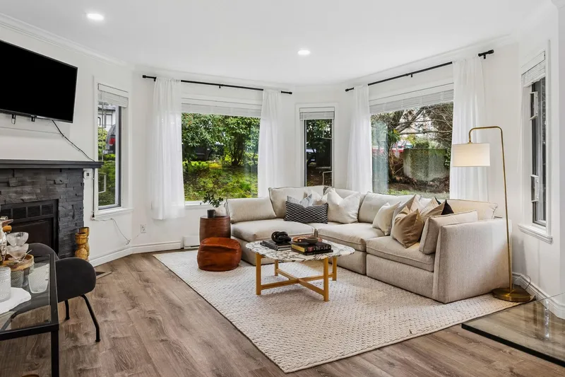 107 175 W 4TH STREET - photo 2 of 25