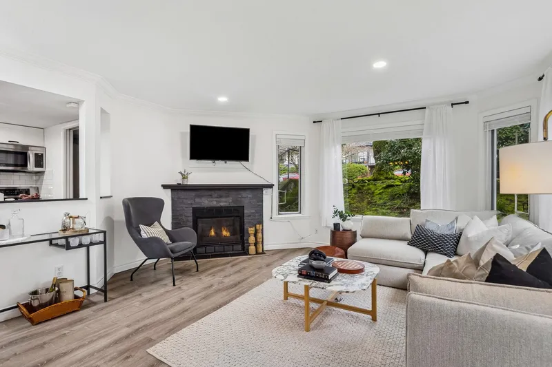 107 175 W 4TH STREET - photo 3 of 25