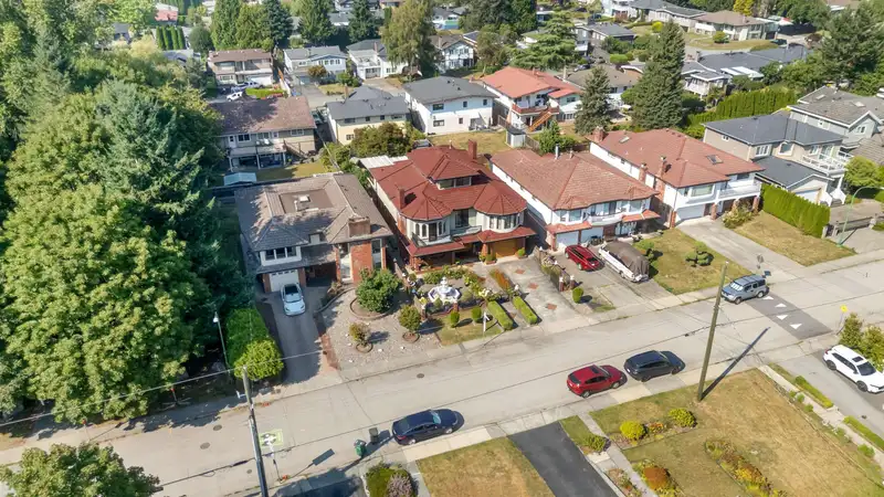 7113 UNION STREET - photo 4 of 40