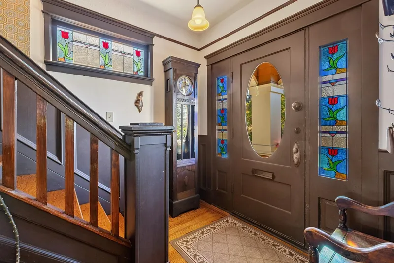 234 W WINDSOR ROAD - photo 3 of 25