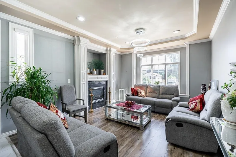 12967 106A AVENUE - photo 3 of 25