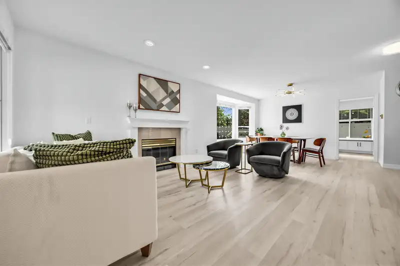 54 8120 GENERAL CURRIE ROAD - photo 1 of 25