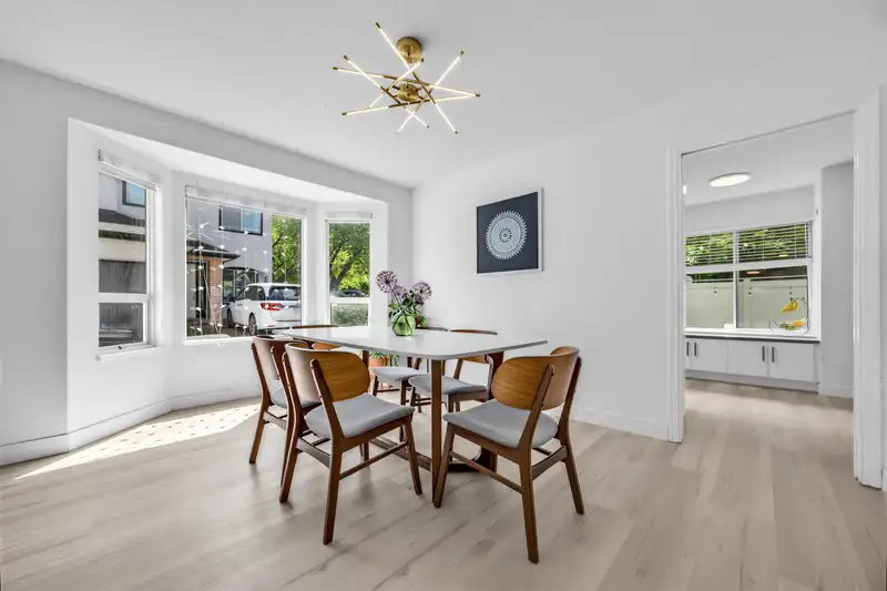 54 8120 GENERAL CURRIE ROAD - photo 4 of 25
