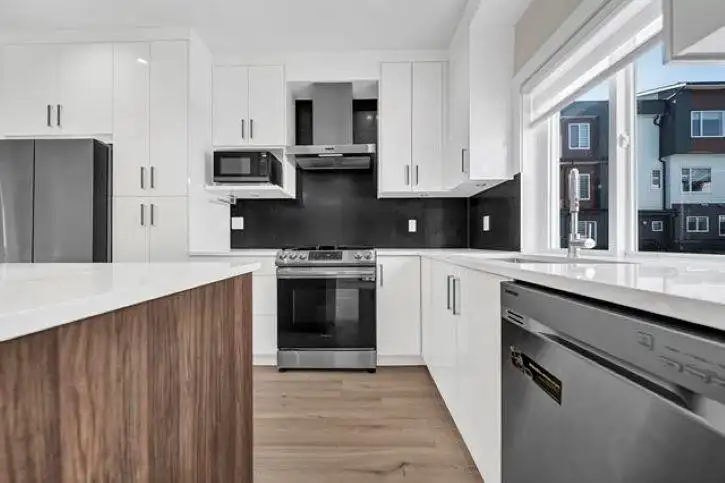 14 9652 162A STREET - photo 1 of 1