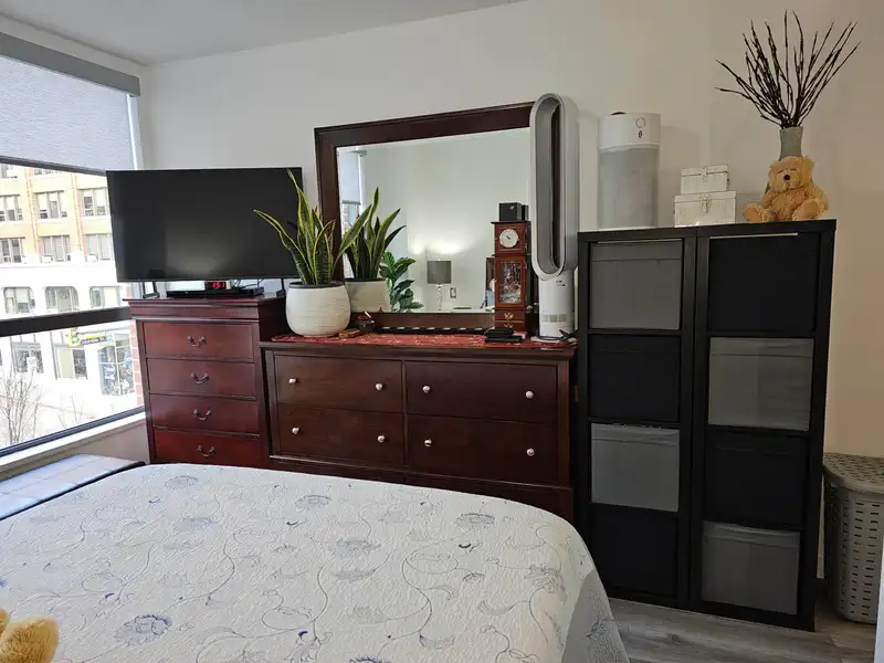 404 14 BEGBIE STREET - photo 2 of 25