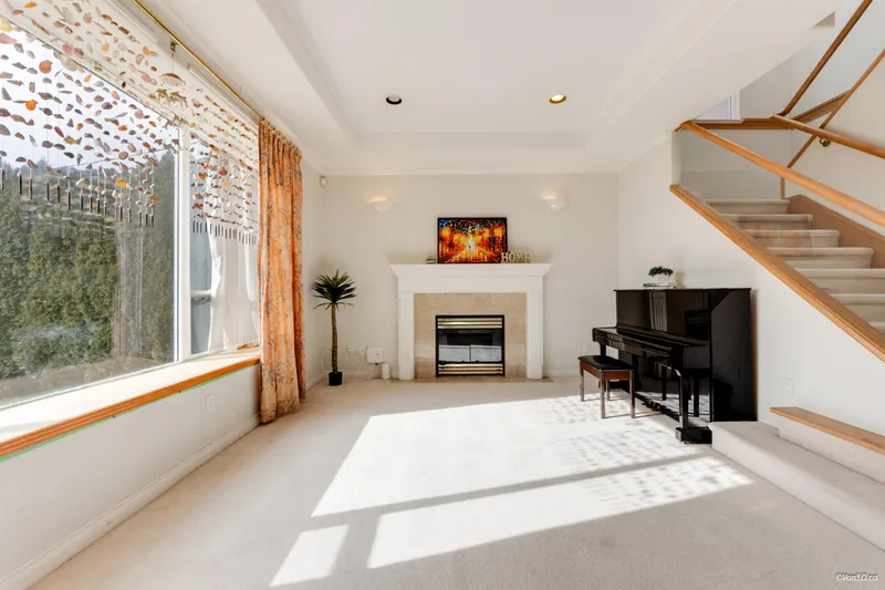 5177 CARSON STREET - photo 3 of 25