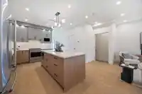 3 6176 ELGIN AVENUE - thumbnail 10