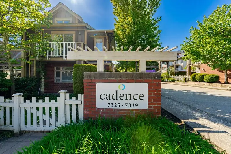 310 7337 MACPHERSON AVENUE - photo 2 of 40