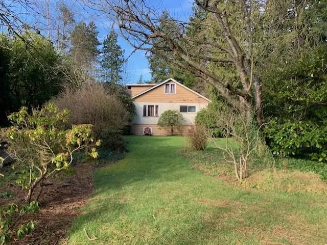 1695 136 STREET - photo 1 of 20