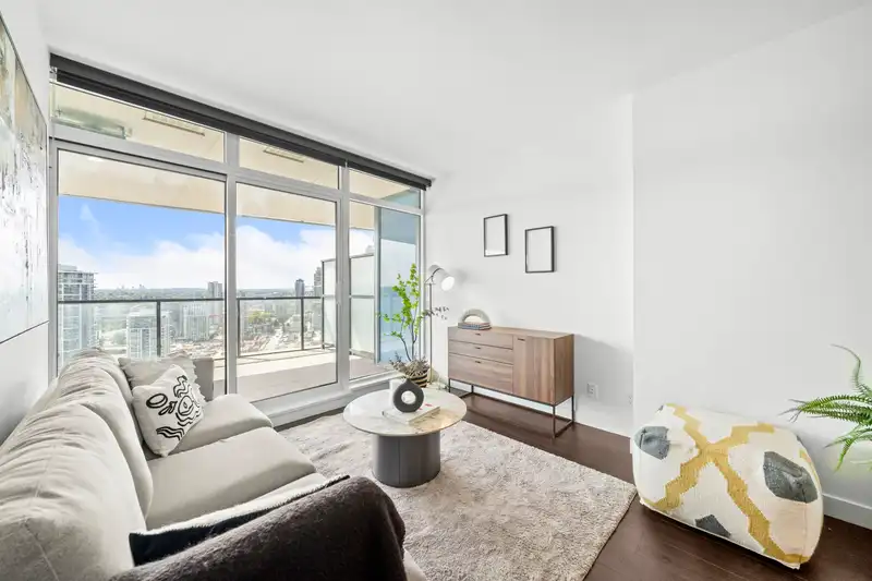 2910 4880 LOUGHEED HIGHWAY - photo 2 of 21