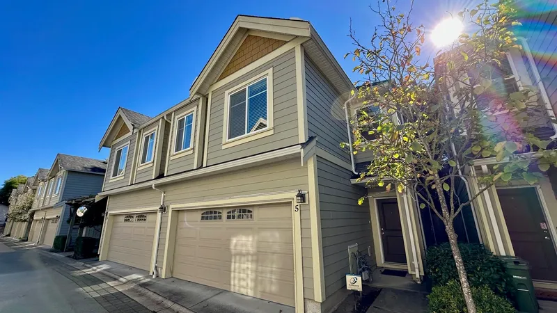 5 5660 BLUNDELL ROAD - photo 1 of 23