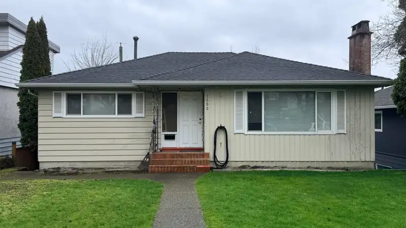 7592 ELLIOTT STREET - photo 1 of 2