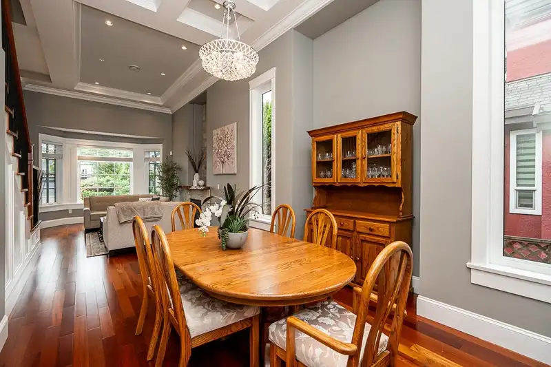 836 SPRICE AVENUE - photo 4 of 40
